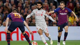 Wenger Nilai Salah Terobsesi Ingin Seperti Messi