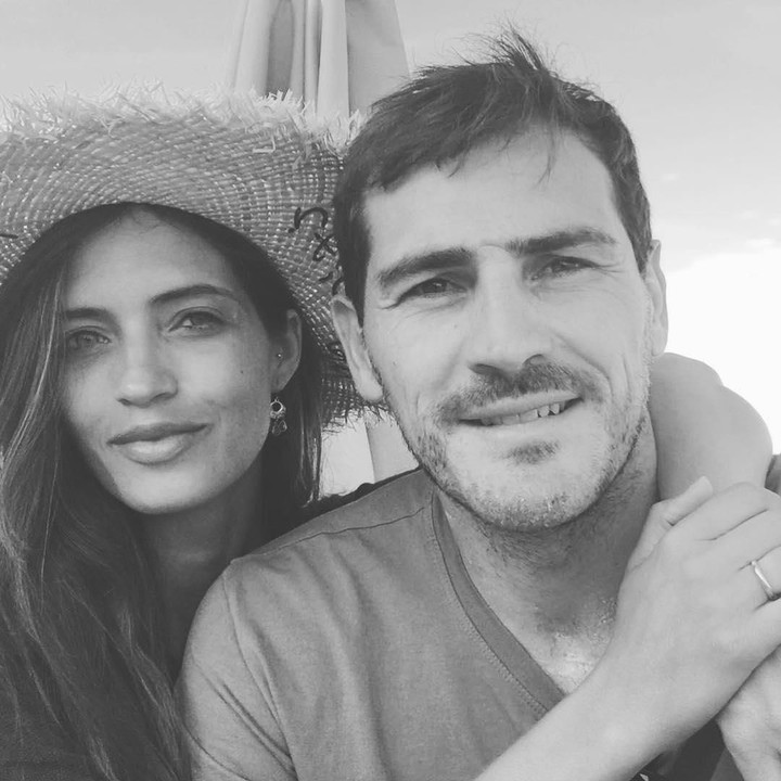 <p>Iker Casillas sudah berpacaran dengan Sara Carbonero yang merupakan jurnalis olahraga asal Spanyol sejak tahun 2009. (Foto: Instagram @ikercasillas)</p>