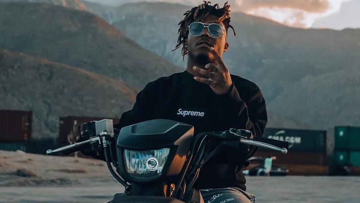 Inilah 7 potret keren Juice WRLD&comma; seorang penyanyi pendatang baru yang meraih penghargaan untuk nominasi Top New Artist di Billboard Music Awards 2019&period;
