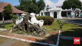 Menghayati Panggilan Azan Pitu di Masjid Cipta Rasa Cirebon