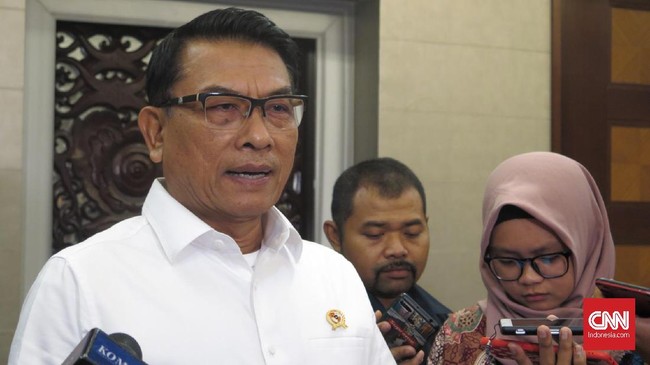 Tim kuasa hukum Moeldoko mengatakan Denny dan SBY bisa dikatakan telah menyebar fitnah soal dugaan kebocoran putusan PK untuk perkara Partai Demokrat.