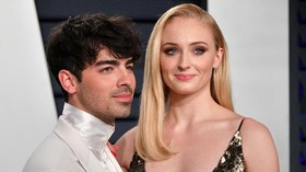 Butuh 350 Jam untuk Membuat Gaun Pengantin Sophie Turner