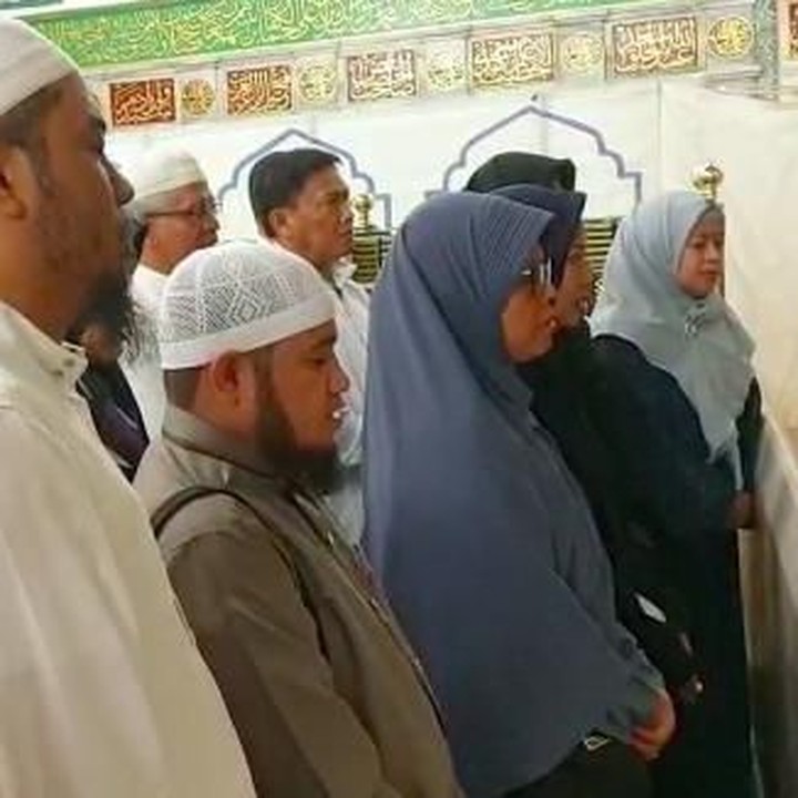 <p>Selain didampingi Menteri Agama selaku penanggungjawab pelaksana ibadah haji jamaah asal Indonesia, juga ikut serta dalam rombongan yaitu Menteri Kesehatan Nila F. Moeloek dan Dubes RI untuk Kerajaan Saudi Arabia, Agus Maftuh Abiegebril. (Foto: Istimewa)</p>