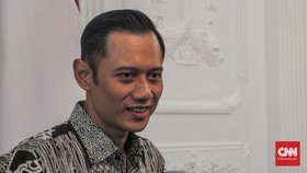 Sindir Koneksi Kandidat, AHY Minta Aparat Netral di Medan