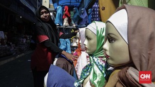 Sertifikasi Halal Diklaim Dongkrak Omzet Pedagang Wong Cilik