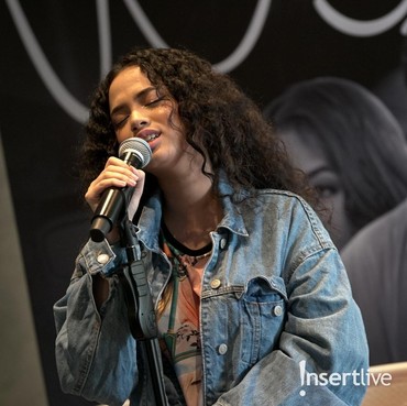 Penyebab Hati Wizzy Tersayat di Si Doel The Movie 2