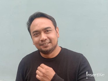 img-title Bebi Romeo Sebut Ahmad Dhani Pernah Bilang Lagunya Aneh