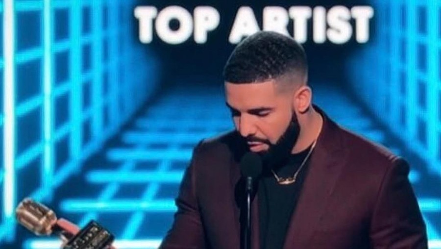 Sejumlah fakta menarik soal penyanyi Drake.
