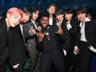 The Great Khalid Makin Akrab dengan BTS, Apakah Ini Pertanda Kolaborasi?