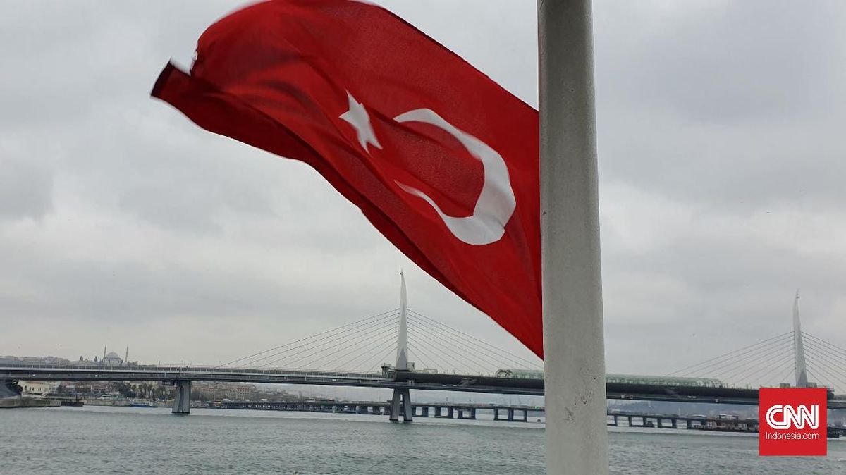 Kapal Kargo Turki Tenggelam usai Tabrakan, 10 Orang Hilang