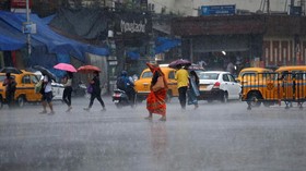 FOTO: Badai Fani Menyapu Pesisir Timur India