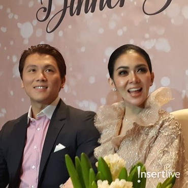 Benarkah Syahrini Hamil?