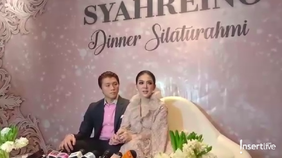 Bukan resepsi, Syahrini dan Reino Barack gelar dinner silahturahmi.