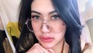 Nama Della Perez belakangan ini sedang naik daun karena beberapa sensasi&period; Hotman Paris baru-baru ini mengaku hampir memacari adik mendiang Julia Perez itu&period;