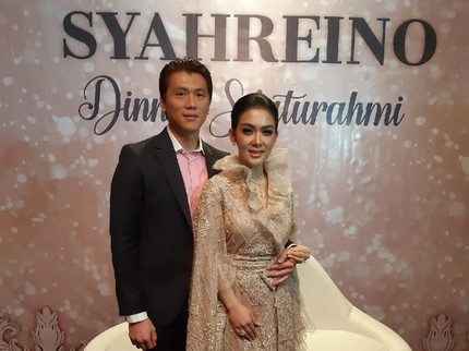 Sambut Ramadhan, Syahrini Belajar Masak demi Suami Tercinta
