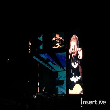 Ed Sheeran Buka Konser dengan Lagu 'Castle On The Hills'