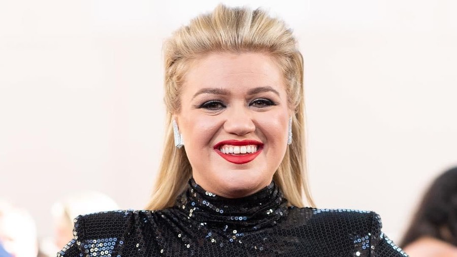 Kelly Clarkson Kelly Clarkson