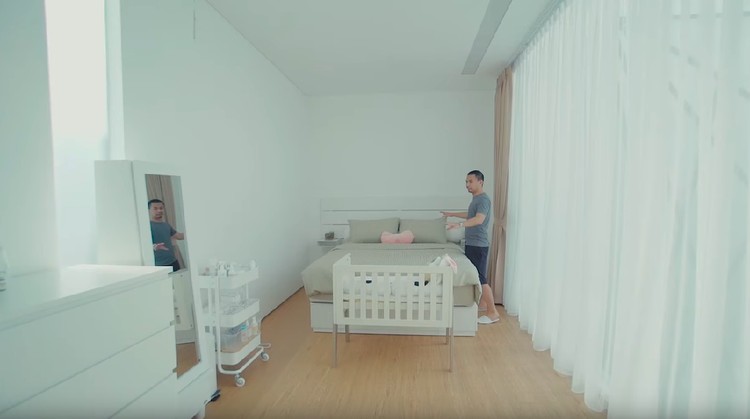 Penulis dan komedian Raditya Dika baru-baru ini menunjukkan kamar calon bayinya. Seperti apa ya?