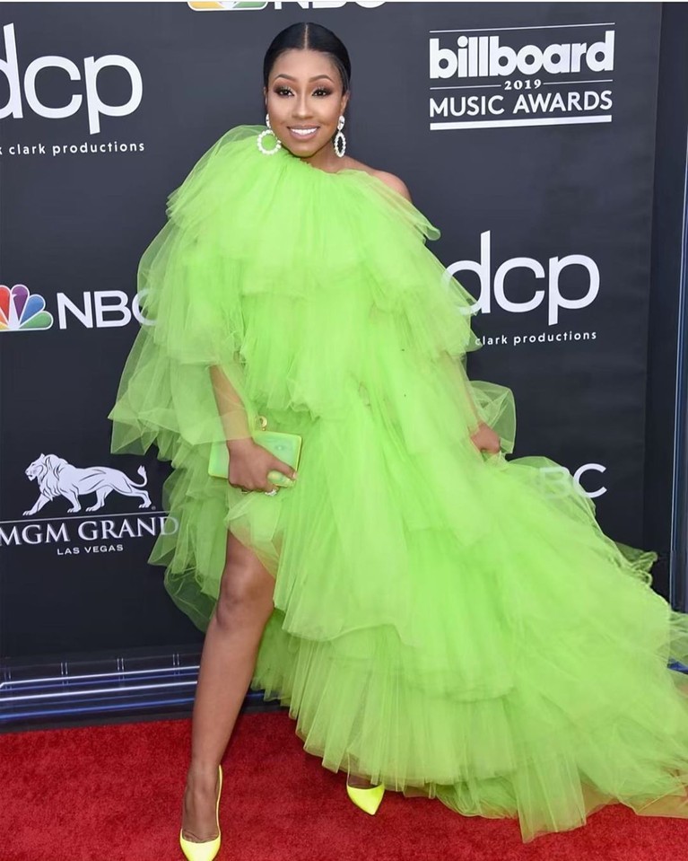 10 Artis dengan Kostum Terburuk di BBMA 2019 Ajang BBMA 2019, menjadi ajang penghargaan yang bergengsi untuk pamer penampilan para artis dunia. Dilansir dari Dailymail, berikut penampilan artis terburuk.