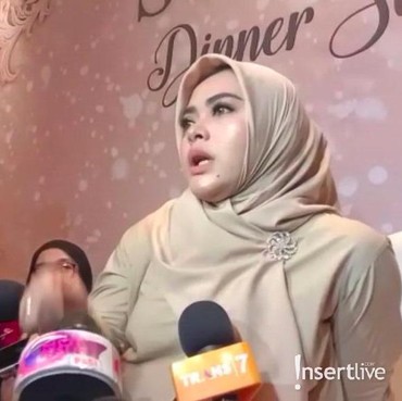 Benarkah Syahrini Hamil?