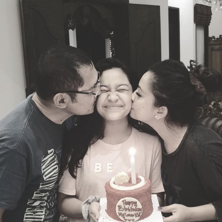 Melalui Instagram, sang mama mengucap doa agar di ulang tahun yang ke-13 Khirani tumbuh menjadi anak yang makin santun dan rajin beribadah. (Foto: Instagram @mayangsaritrihatmodjoreal)