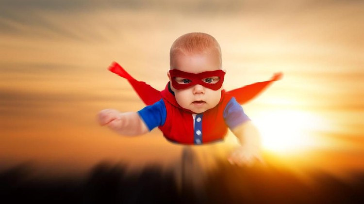 Bagi Bunda dan Ayah penggemar cerita dari DC Comics, coba yuk cari inspirasi nama bayi dari tokoh-tokohnya.