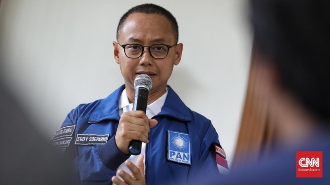 Sekretaris Jenderal PAN Eddy Soeparno mengatakan pihaknya dengan senang hati memberikan kadernya untuk bertarung di Pilkada 2024.