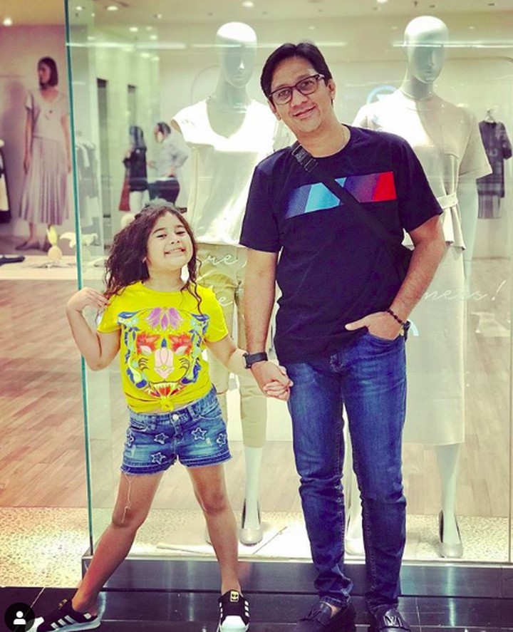 7 Potret Manis Andre Taulany Bersama Putri Bungsunya, Arlova