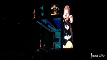 img-title Berbaju Timnas Indonesia, Ed Sheeran Tutup Konser di Jakarta