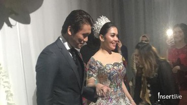 img-title Ramalan Tak Terduga Mbak You soal Pernikahan Syahrini dan Reino Barack