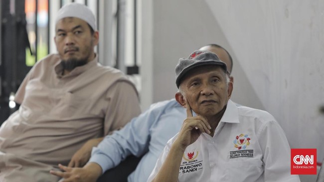 Amien Rais akan dimintai keterangan sebagai saksi untuk Eggi Sudjana besok dalam kasus dugaan makar. 