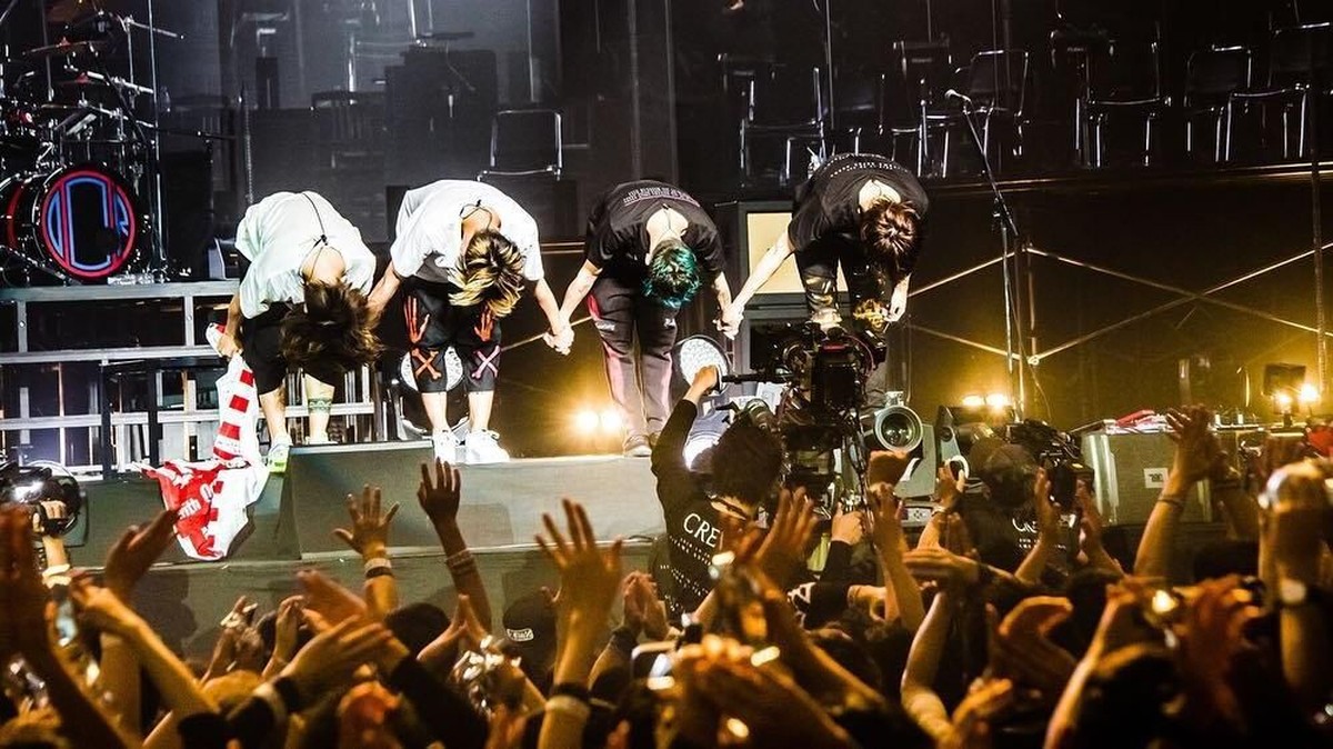 Band asal Jepang bernama One Ok Rock jadi pembuka konser Ed Sheeran di Jakarta&period; Berikut ini tujuh potret keren para pesonilnya&period;