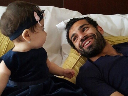 Momen Quality Time Mohamed Salah dan Putri Kecilnya, Makka