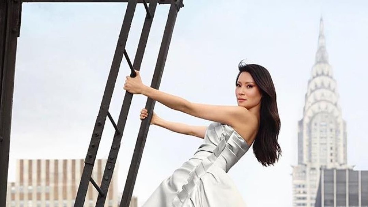 Lucy Liu adalah artis Amerika Serikat keturunan Asia yang namanya masuk dalam Hollywood Walk Of Fame&period; Ini lah deretan potret cantik Lucy Liu&period;