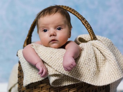 Arti Nama Adam dan 30 Rekomendasi Rangkaian Nama Anak Laki-laki yang Populer