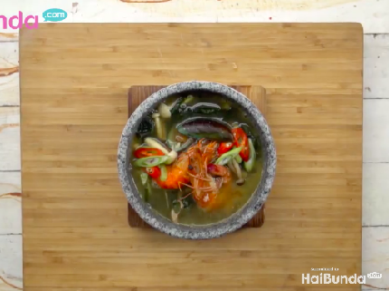 Menu Sahur: Sup Rumput Laut Hangatkan Makan Bersama Keluarga