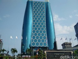 PLN Gelar RUPS di Kantor Erick Thohir