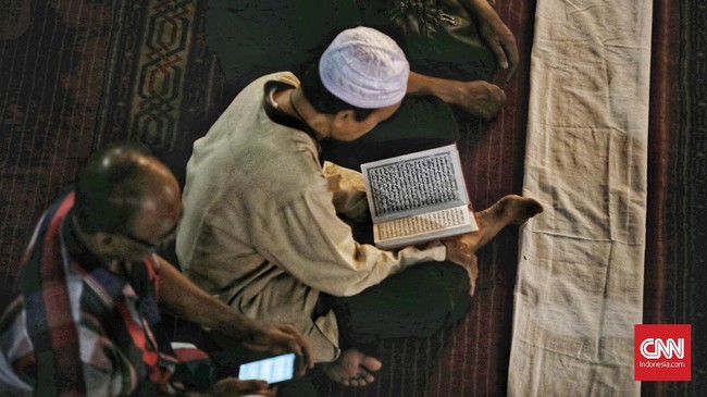 Umat beragama Islam di Indonesia telah masuk pada hari keenam puasa Ramadan 1440 Hijriah hari ini, Sabtu (11/5)