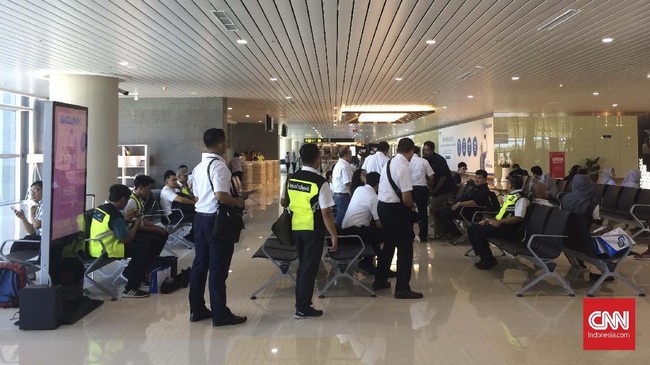 AP I menambah 26 jadwal penerbangan di Bandara Internasional Yogyakarta mengantisipasi lonjakan pemudik.