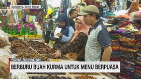 VIDEO: Berburu Buah Kurma untuk Menu Berbuka di Bandung
