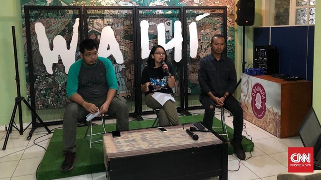 Walhi Godok Pembentukan Partai Hijau Indonesia Walhi berencana membentuk partai politik, Partai Hijau Indonesia, dengan menjadikan isu lingkungan hidup sebagai agenda politik utama.