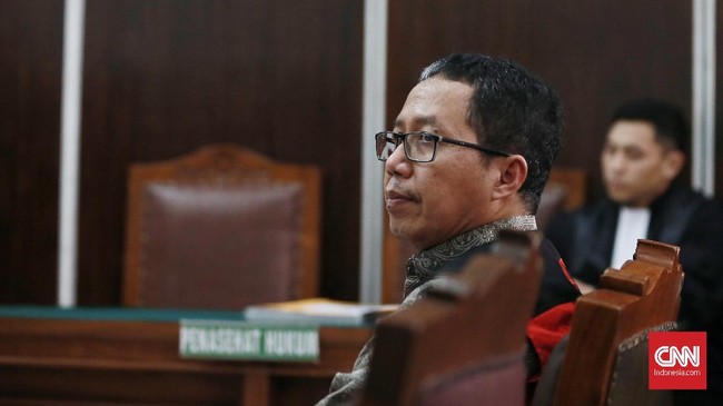 Sidang pembuktian kasus pidana eks Ketua Umum PSSI, Joko Driyono di Pengadilan Negeri Jakarta Selatan, Kamis (9/5) ditunda karena saksi batal hadir.