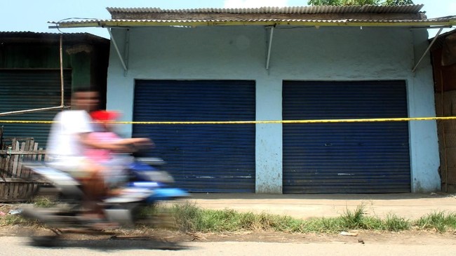 Dua saudara asal Brebes menjadi bagian dari 36 terduga teroris yang diamankan Densus 88 dari berbagai tempat pascapenusukan terhadap Menkopolhukam Wiranto.