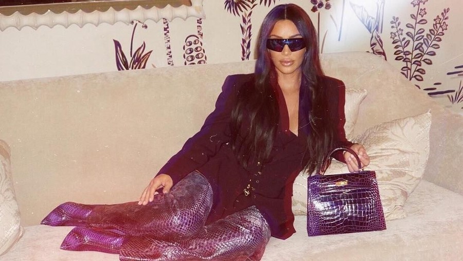 Bayaran Kim Kardashian untuk kerjasama produk terungkap dalam tuntutan hukumnya.