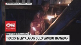 VIDEO: Sambut Ramadan, Warga Polewali Mandar Menyalakan Sulo