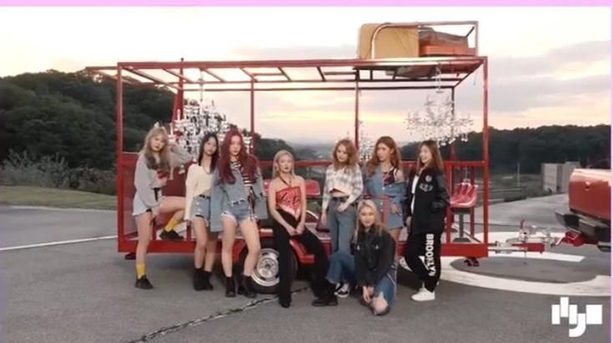 Selain Blackpink dan BTS&comma; beberapa grup musik asal Korea Selatan lainnya juga pernah sukses konser di Amerika Serikat&period; 