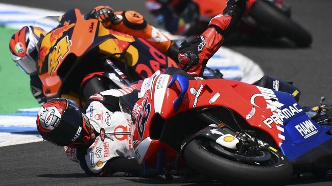 Pebalap rookie asal Italia Francesco Bagnaia berhasil menguasai latihan bebas kedua (FP2) MotoGP Italia 2019 di Sirkuit Mugello, Jumat (31/5).