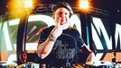 Adam Sky adalah DJ asal Australia yang meninggal karena menabrak kaca di sebuah vila di Bali&period; Nama Adam Sky masuk dalam daftar 100 DJ terbaik dunia&period;