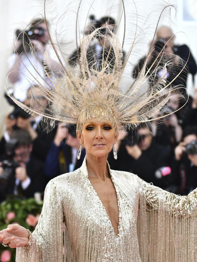 10 Artis dengan Kostum Terbaik di Ajang Met Gala 2019 Di Met Gala 2019 ada seleb yang hadir dengan penampilan terbaik hingga terburuk. Dilansir dari eonline, berikut ini deretan penampilan terbaik para seleb.