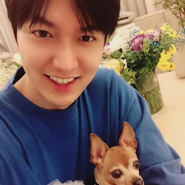 6 Potret Tampan Lee Min Ho Setelah Jalani Wajib Militer